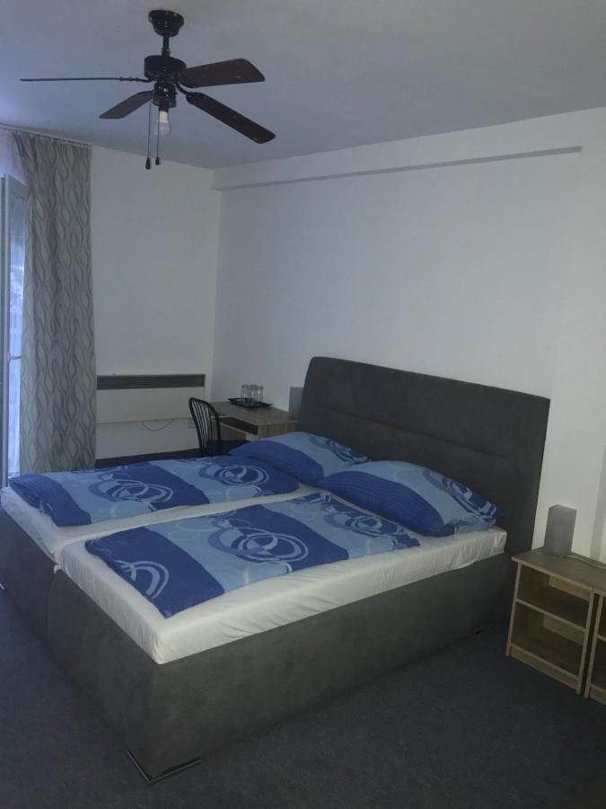 Penzion Vilo Bratislava Exteriör bild