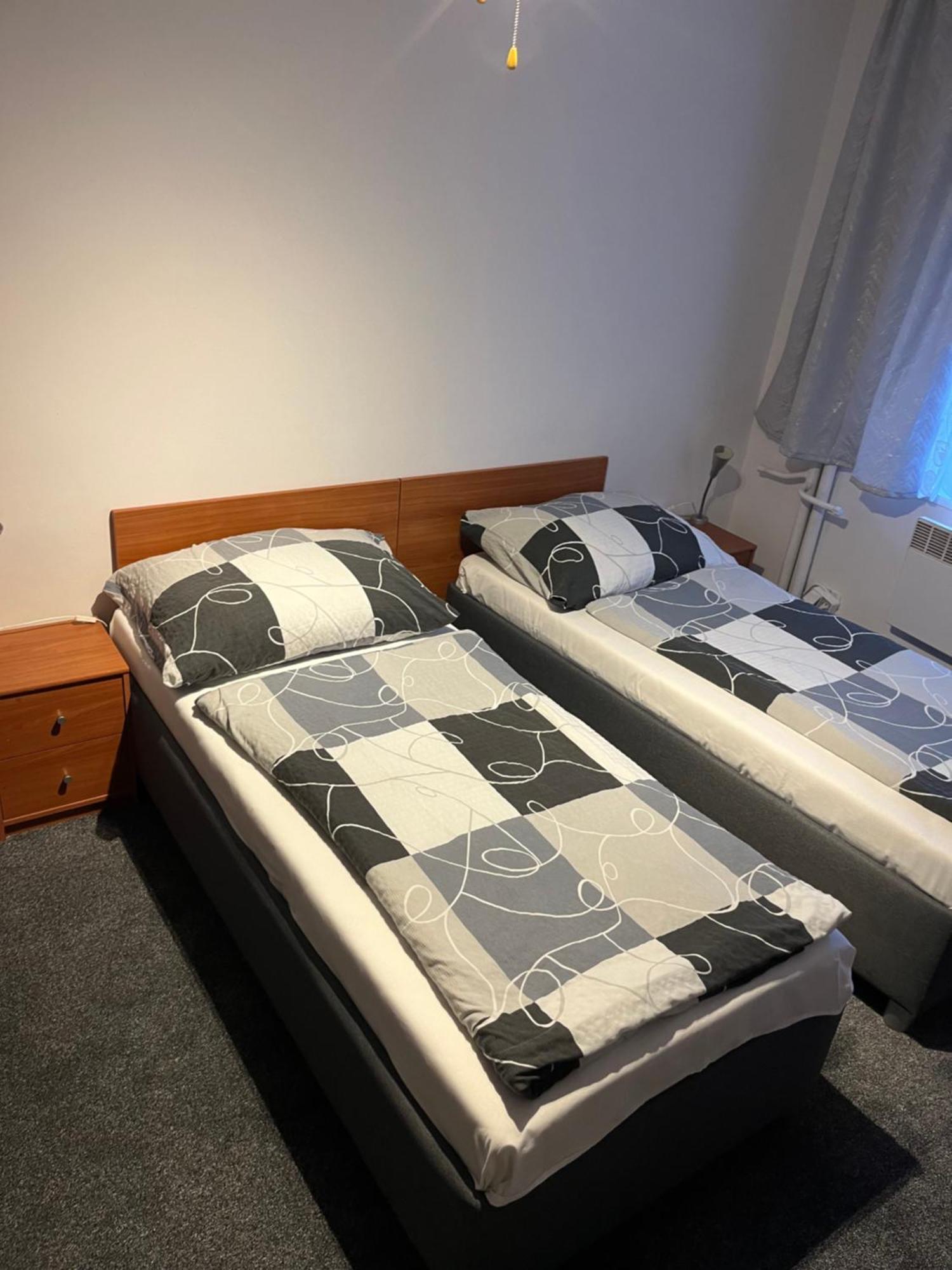 Penzion Vilo Bratislava Exteriör bild
