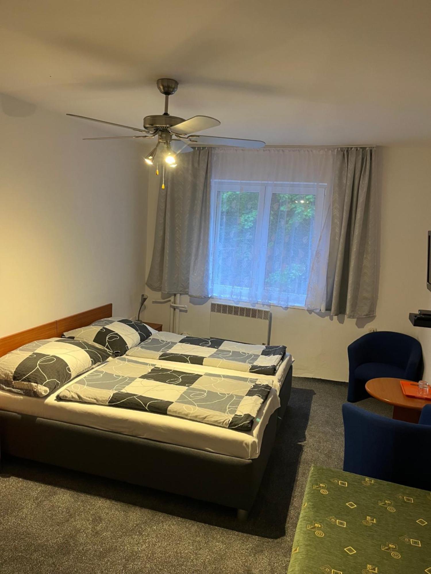Penzion Vilo Bratislava Exteriör bild