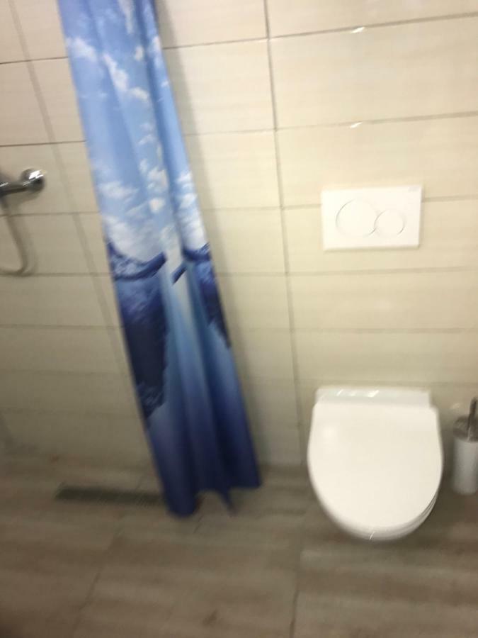 Penzion Vilo Bratislava Exteriör bild